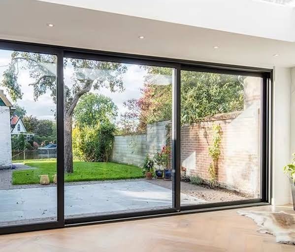 Large Aluminium Sliding Doors manufacturers