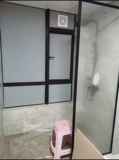 Aluminium Window with Exhaust Fan